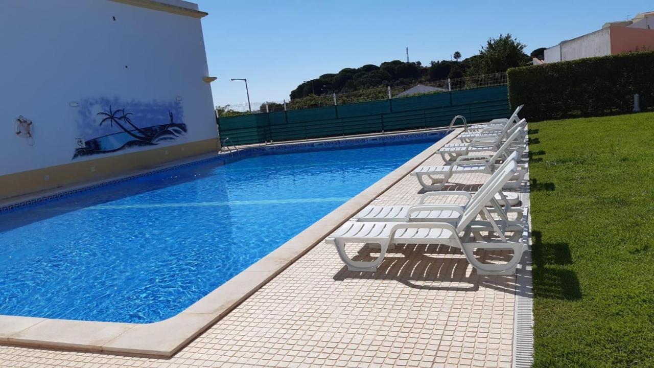 Falésia Beach Villa Olhos de Agua  Exterior foto